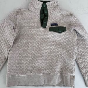 Women’s Patagonia Tan Quilted Pullover with Green Trim